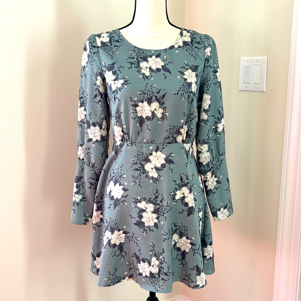 Free People Green and Cream Floral Dress Size Small